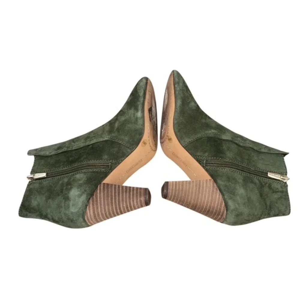 Vince Camuto 6.5M Pre-Owned Green Suede Laser Cut Woven Ankle Booties Cone‎ Heel